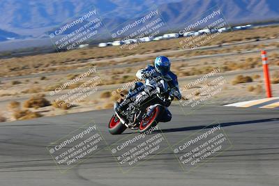 media/Jan-08-2022-SoCal Trackdays (Sat) [[1ec2777125]]/Turn 11 (215pm)/